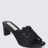 Chloé Comfy Heel In Black