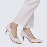 Ashley Comfy Pumps In Off White - myballerine
