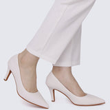 Ashley Comfy Pumps In Off White - myballerine