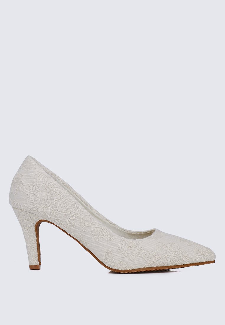 Hadria Comfy Pumps In BeigeShoes - myballerine