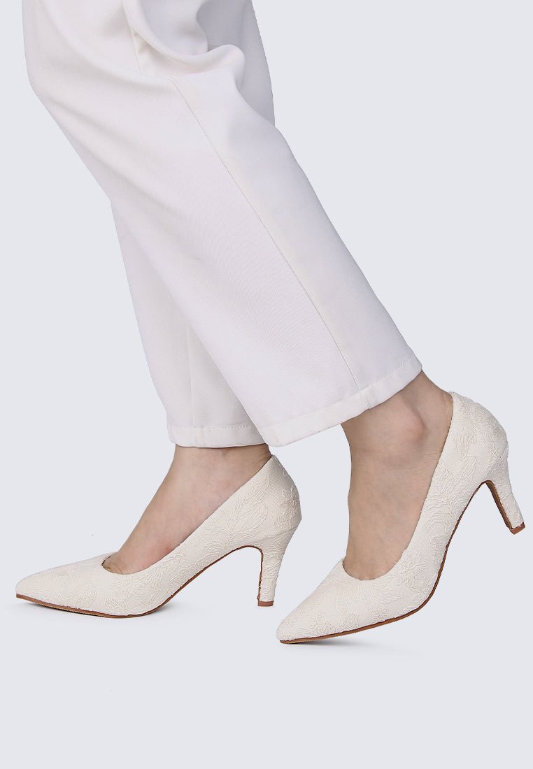 Hadria Comfy Pumps In BeigeShoes - myballerine