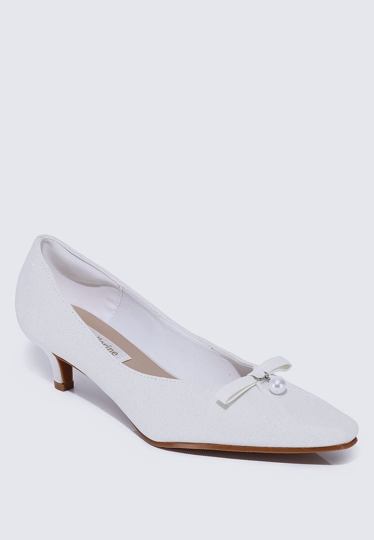 Perla Comfy Pumps In Ivory - myballerine