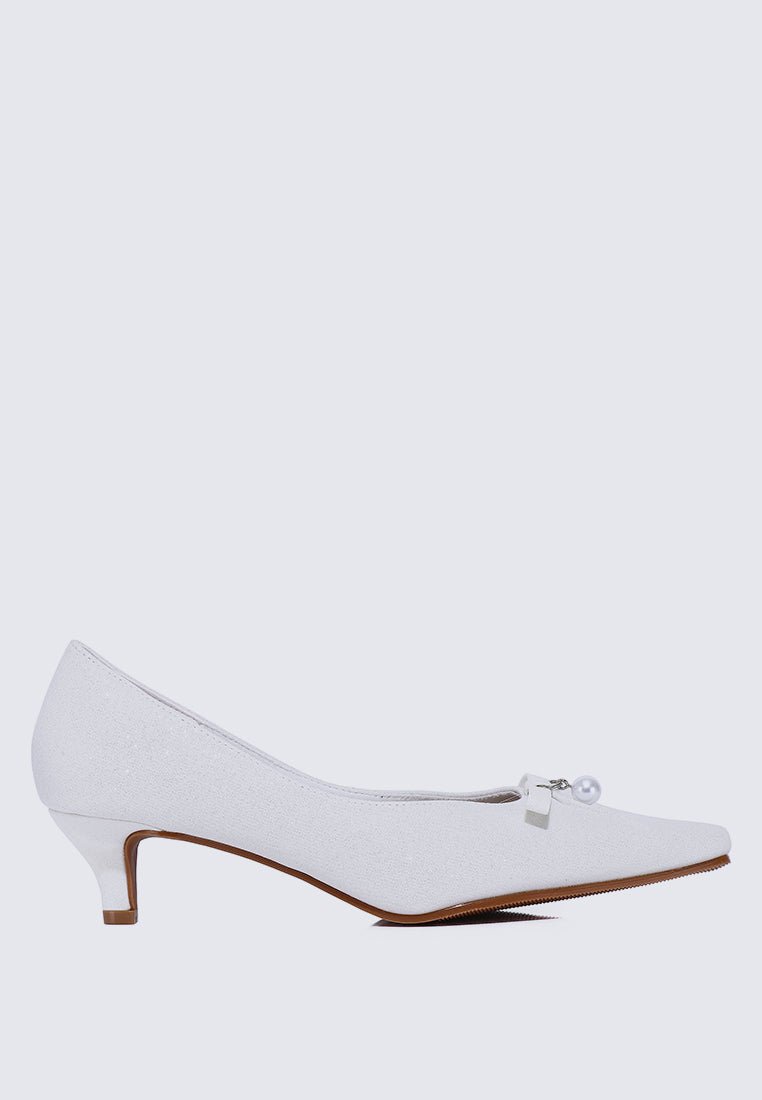 Perla Comfy Pumps In Ivory - myballerine