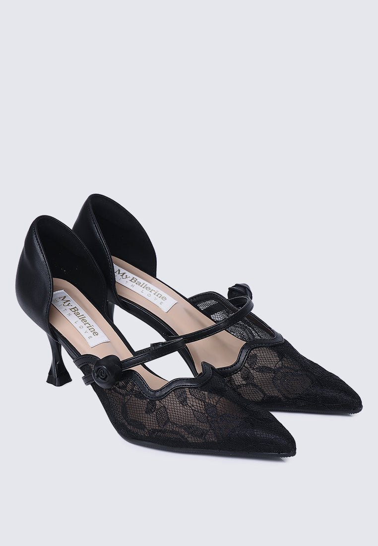 Timeless Blossoms Comfy Pumps In BlackShoes - myballerine