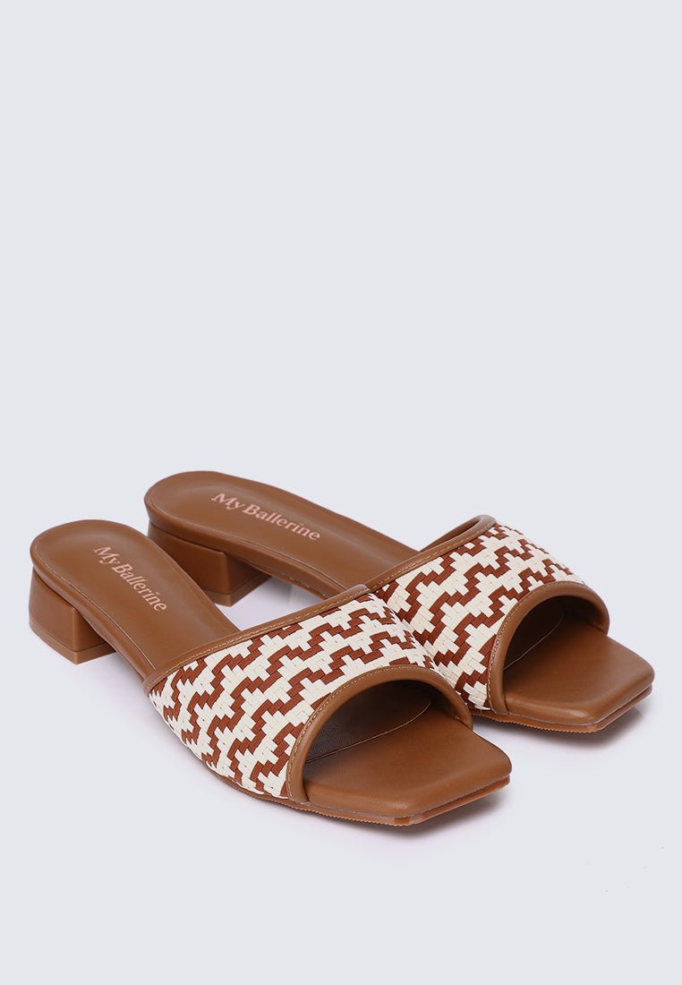 Vee Comfy Sandals In BrownShoes - myballerine