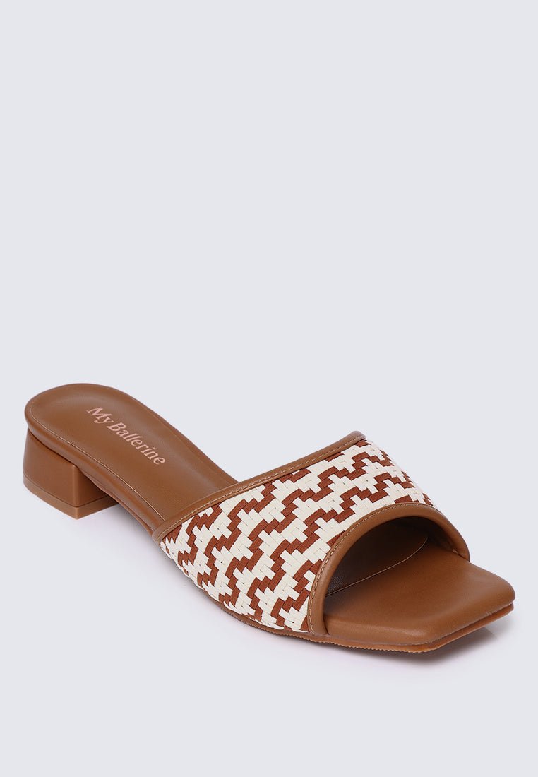 Vee Comfy Sandals In BrownShoes - myballerine
