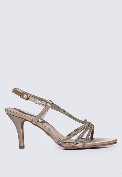 Alaia Comfy Heels In Champagne