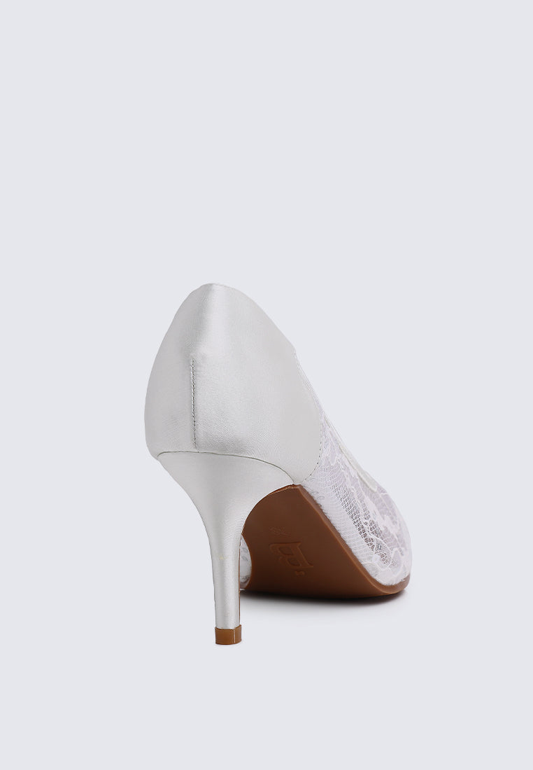 Lucie Comfy Pumps In White