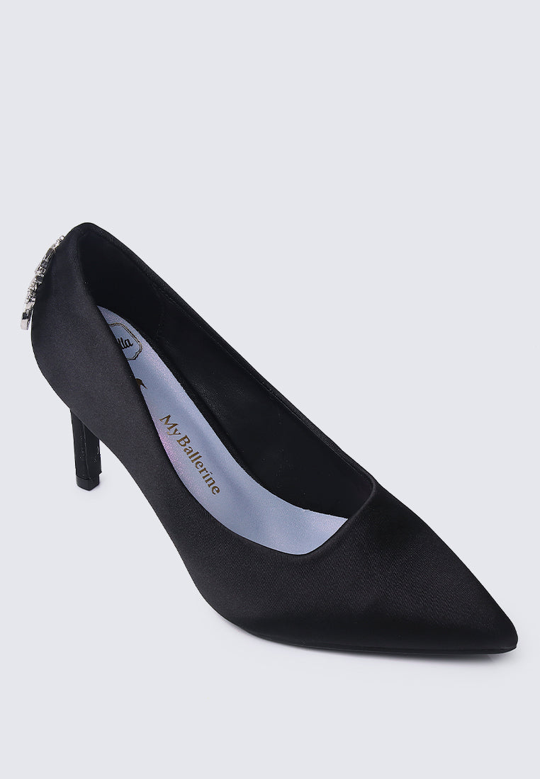 The Carriage Princess Comfy Pumps In Black