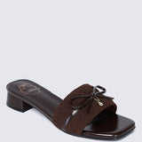 Isabeau Comfy Sandals In Espresso