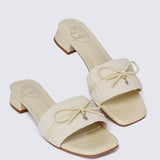 Isabeau Comfy Sandals In Light Yellow