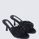 Alira Comfy Heels In Black