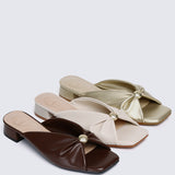 Mabelle Comfy Sandals In Espresso