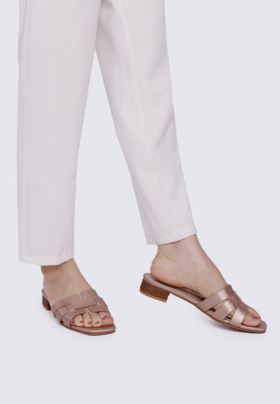 Isla Comfy Sandals In Rose Gold