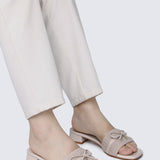 Isabeau Comfy Sandals In Beige