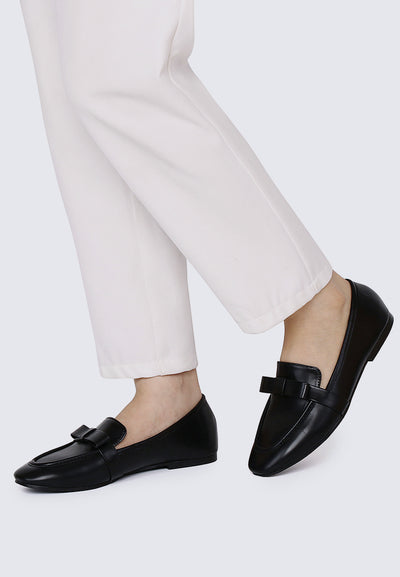 Penelope Comfy Loafers In Black