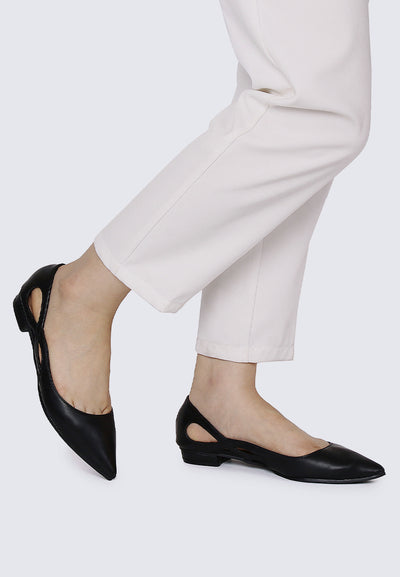 Eloise Comfy Flats In Black