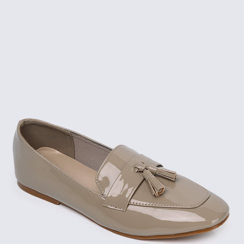 Ada Comfy Loafers In Almond - myballerine