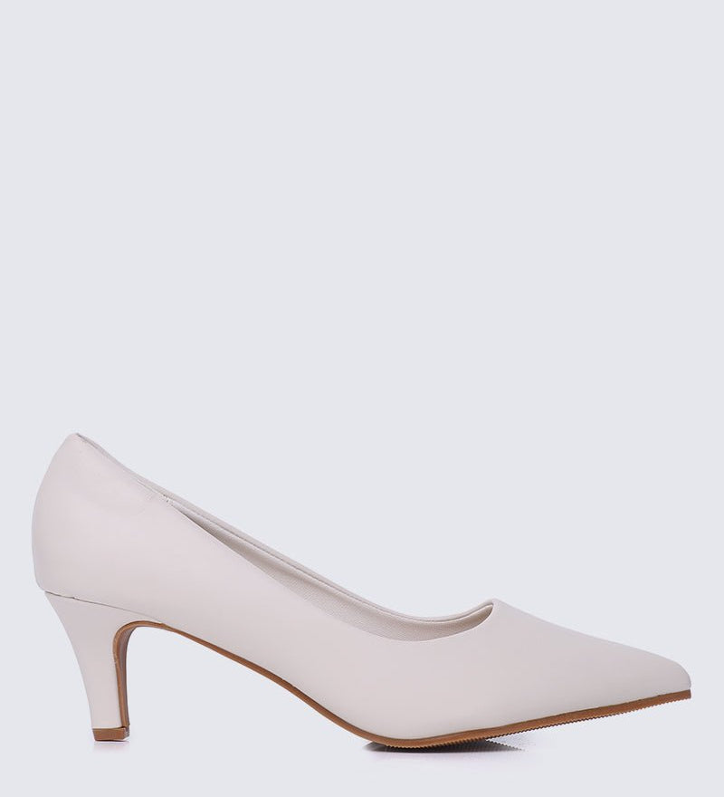 Alvina Wide Feet Comfy Heels In BeigeShoes - myballerine