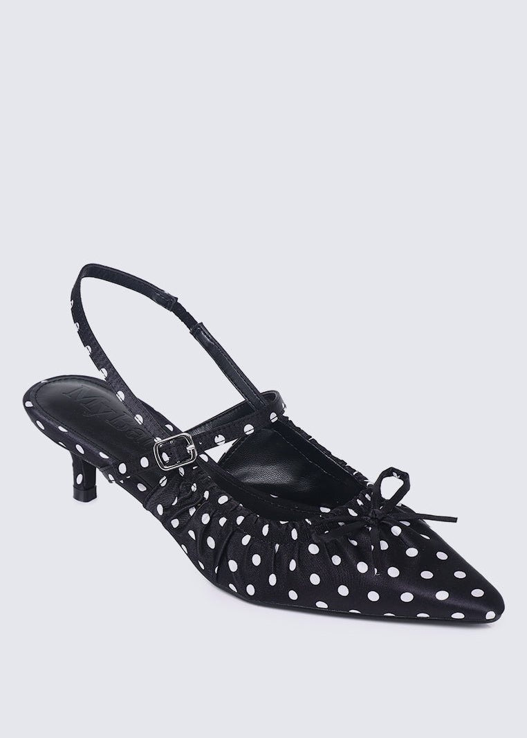 Amora Comfy Heels In BlackHeels - myballerine