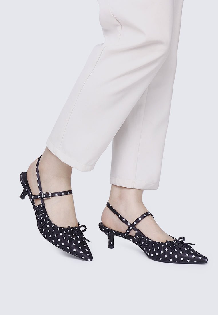 Amora Comfy Heels In BlackHeels - myballerine