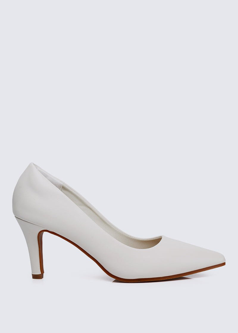 Ashley Comfy Pumps In Off White - myballerine