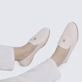 Bonbon Comfy Loafer In BeigeLoafers - myballerine