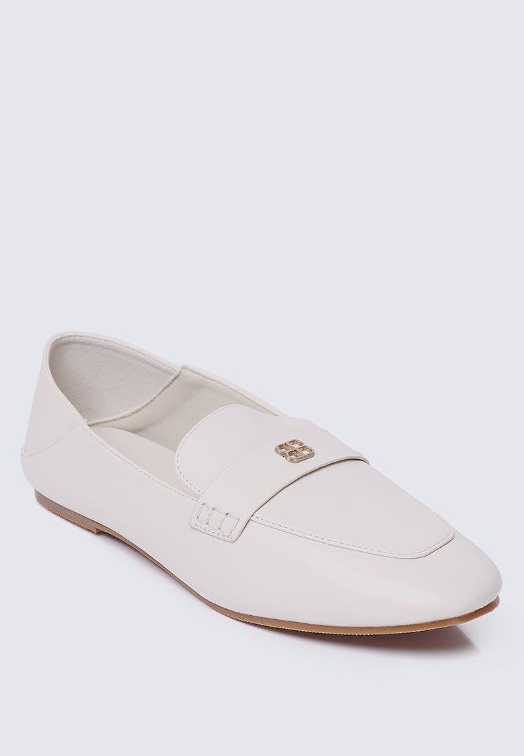 Bonbon Comfy Loafer In BeigeLoafers - myballerine