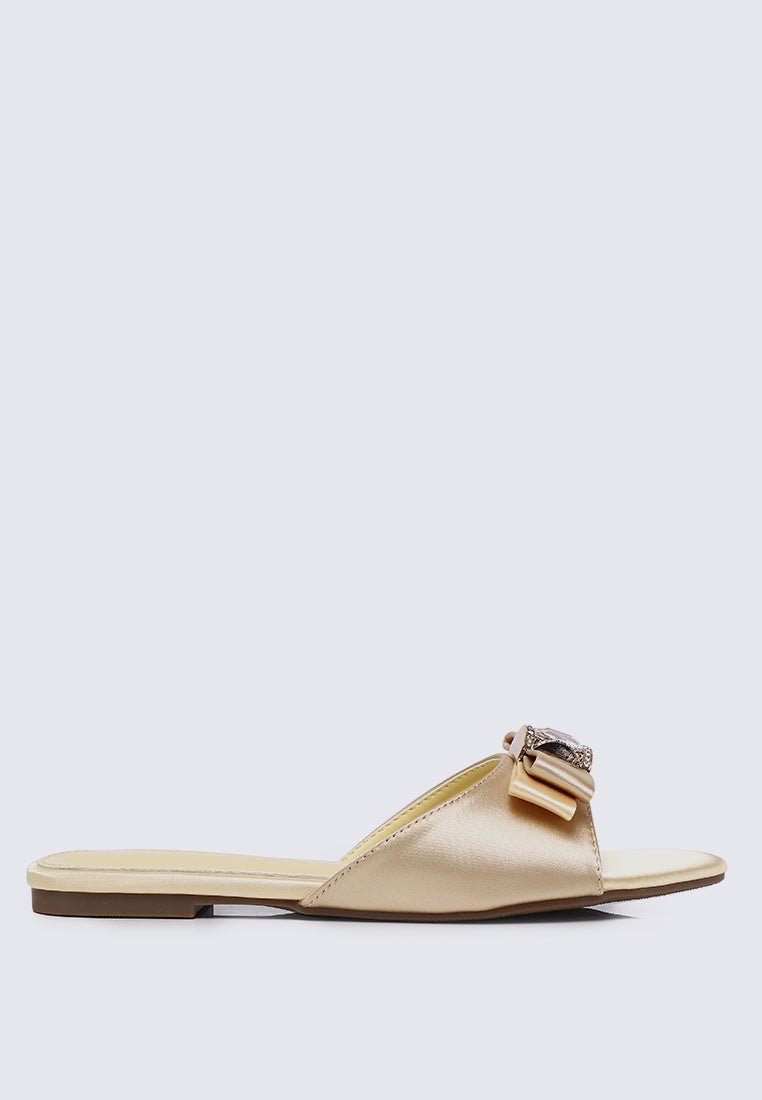 Bowelle Comfy Sandals In Light YellowSandals - myballerine