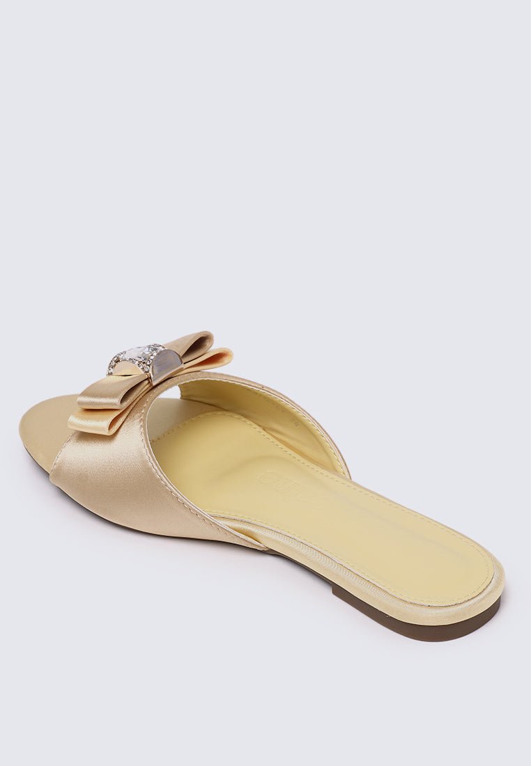 Bowelle Comfy Sandals In Light YellowSandals - myballerine