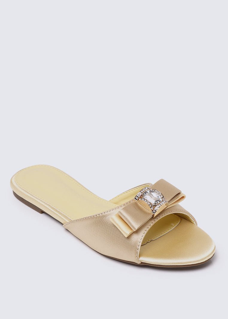 Bowelle Comfy Sandals In Light YellowSandals - myballerine