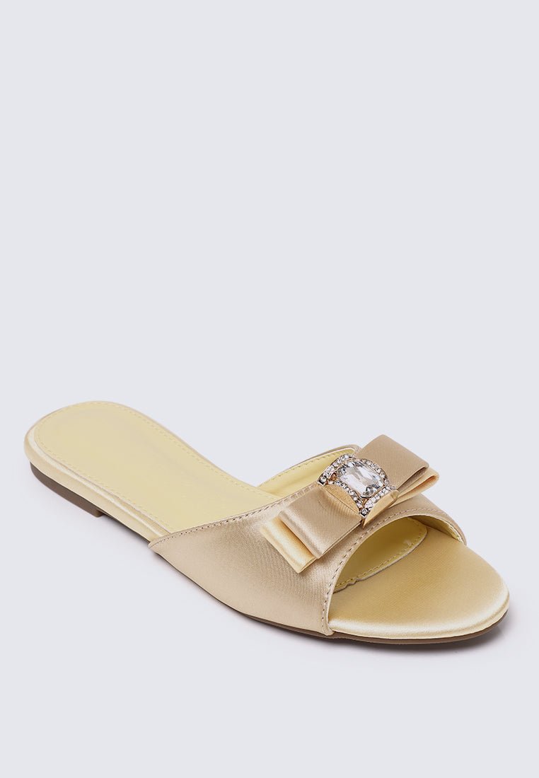 Bowelle Comfy Sandals In Light YellowSandals - myballerine