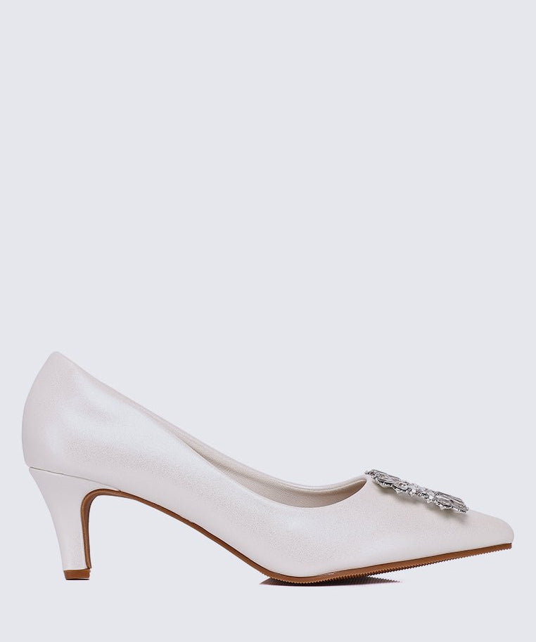 Casey Comfy Pumps In PearlShoes - myballerine