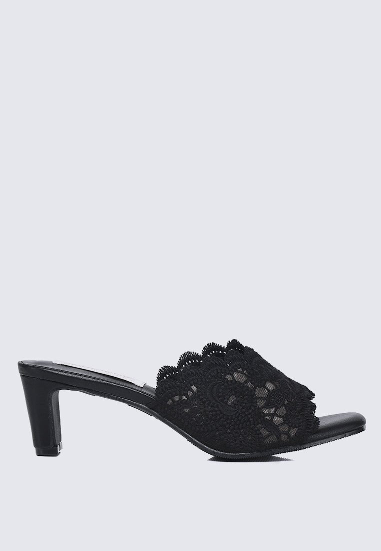 Chloe Comfy Heel In BlackHeels - myballerine