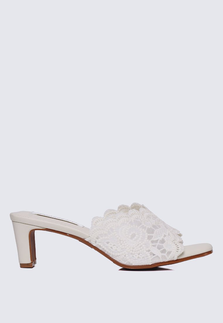 Chloe Comfy Heels In BeigeHeels - myballerine