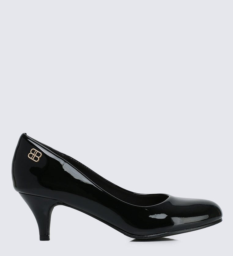 Cindy WideFit Comfy Pumps In BlackShoes - myballerine