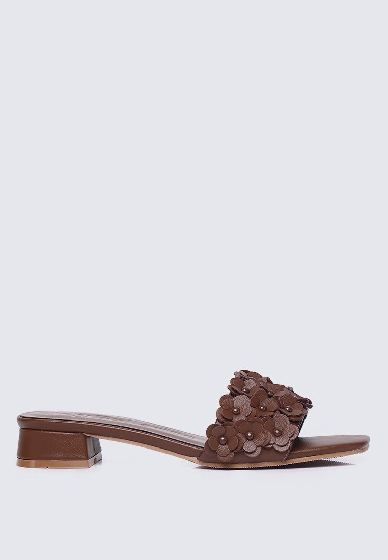 Corinne Comfy Sandals In BrownSandals - myballerine