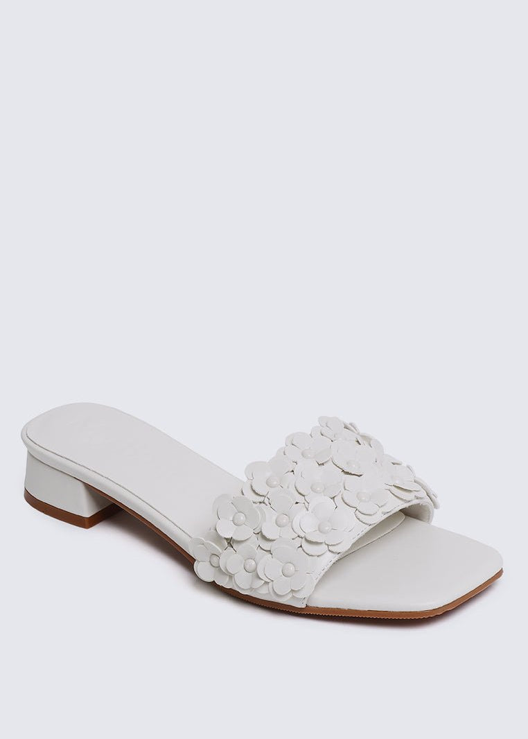 Corinne Comfy Sandals In Off WhiteSandals - myballerine