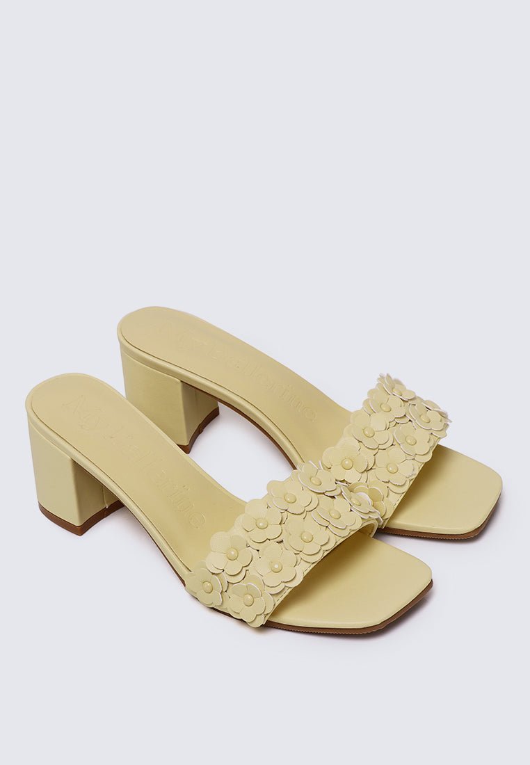 Cyrene Comfy Heels In ButterHeels - myballerine