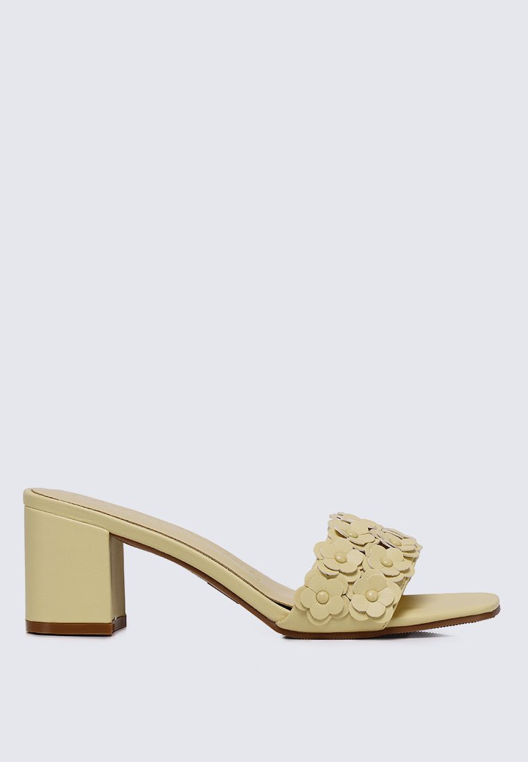 Cyrene Comfy Heels In ButterHeels - myballerine