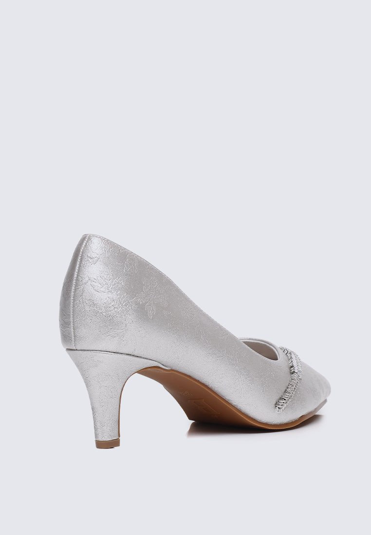 Dahlina Comfy Heels In SilverHeels - myballerine