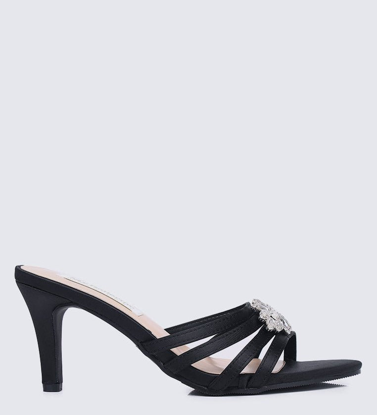 Denese Comfy Heels In Black - myballerine