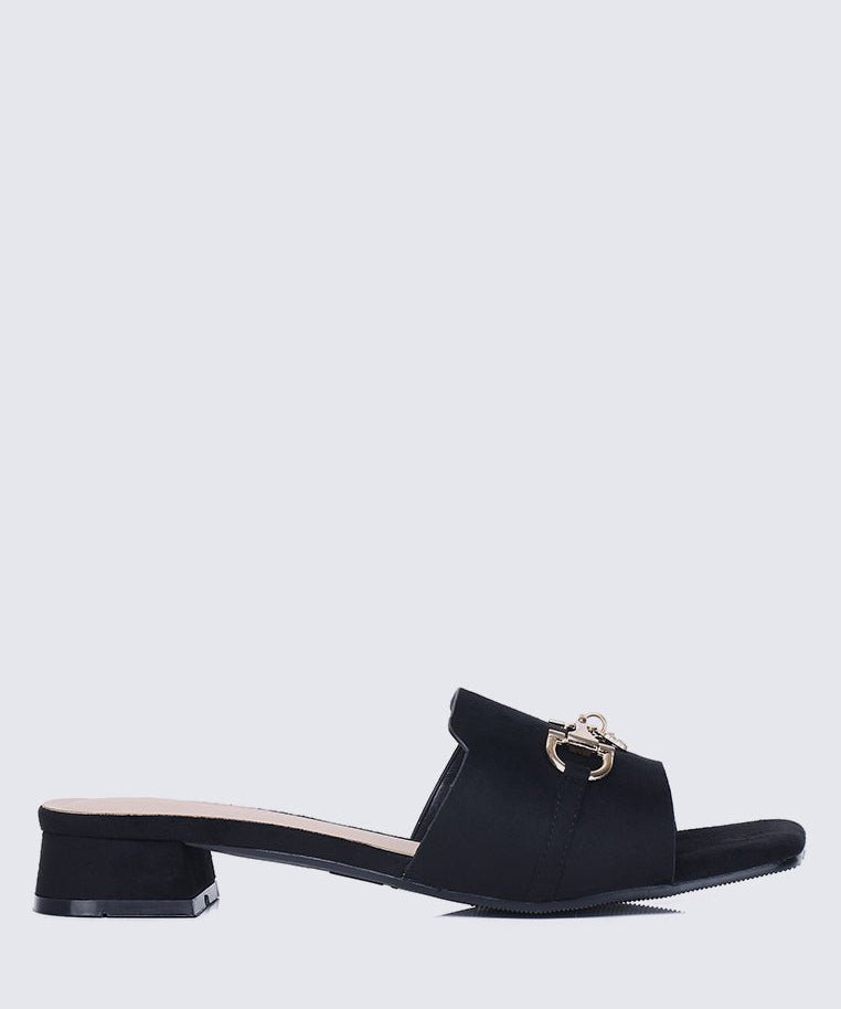 Ebony Comfy Sandals In BlackShoes - myballerine