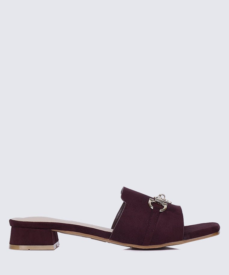Ebony Comfy Sandals In MaroonShoes - myballerine