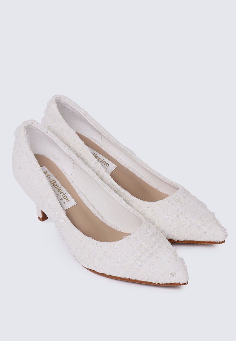 Elara Comfy Pumps In WhitePumps - myballerine