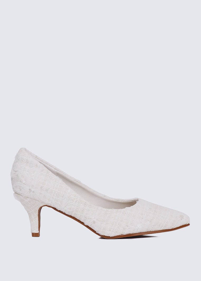 Elara Comfy Pumps In WhitePumps - myballerine