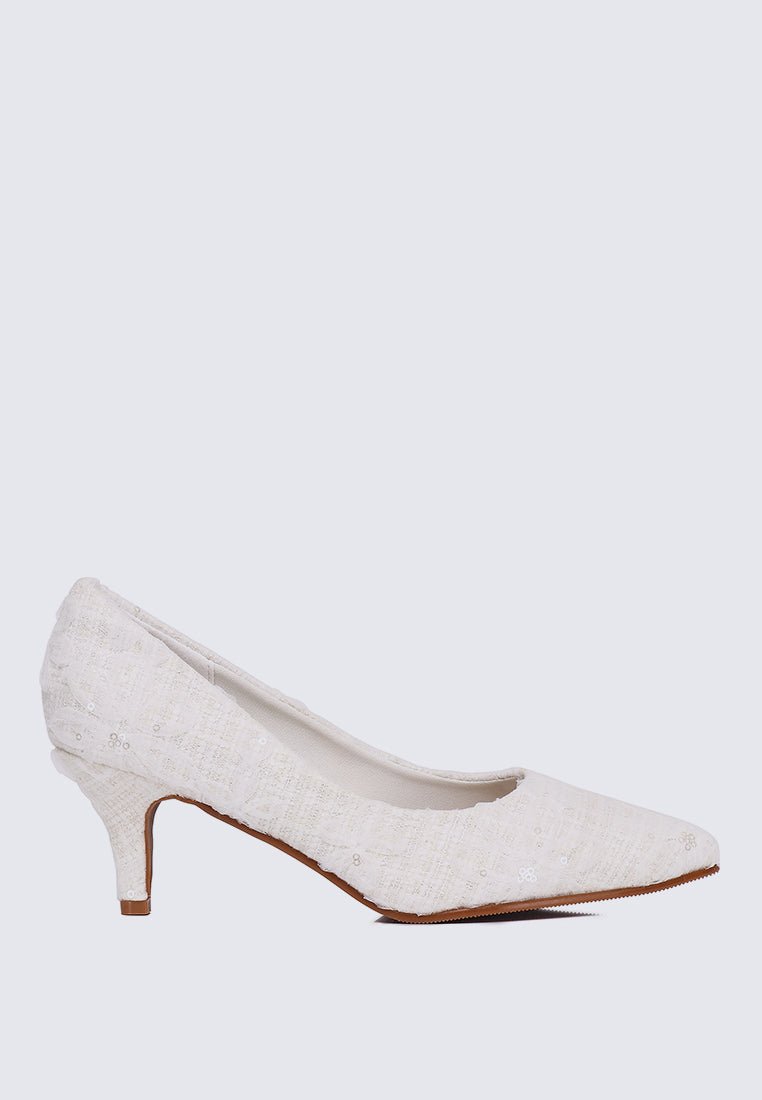Elara Comfy Pumps In WhitePumps - myballerine