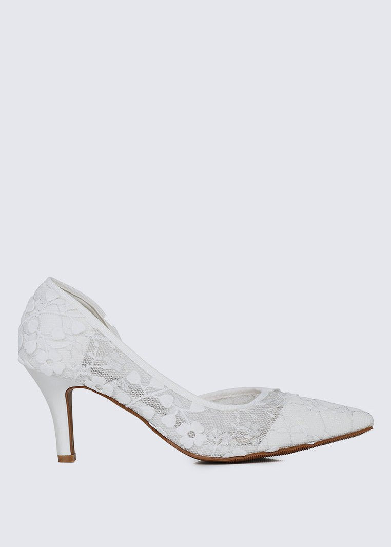 Giana Comfy Pumps In WhiteShoes - myballerine