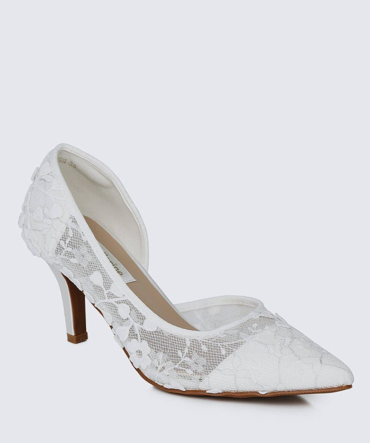 Giana Comfy Pumps In WhiteShoes - myballerine