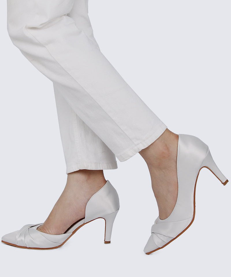 Ginny Comfy Pumps In IvoryShoes - myballerine